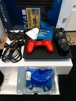 PS4 PRO 1TB mit 2 Controller und Ladestation und Zubehör Frankfurt am Main - Sachsenhausen Vorschau