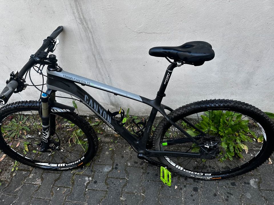 Canyon Grand Canyon CF-SL (L) schwarz Hardtail Fahrrad in Wiesbaden