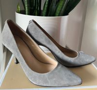 Michael Kors Pumps aus Wildleder Gr. 39 Top Zustand! Wandsbek - Steilshoop Vorschau