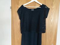 Kleid Shirtkleid dunkelblau + Shirt mit Lochmuster Größe M Bayern - Gunzenhausen Vorschau