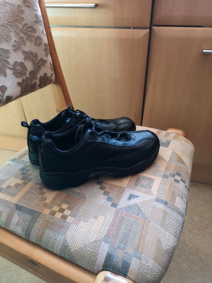 Ecco Schnürschuhe, Gr. 40, schwarz, Modell New Oxford in Brunsbuettel