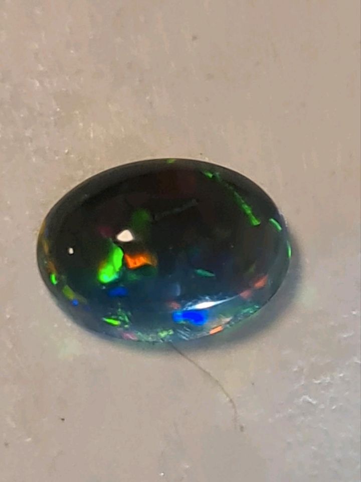 Edelstein Opal in Reutlingen