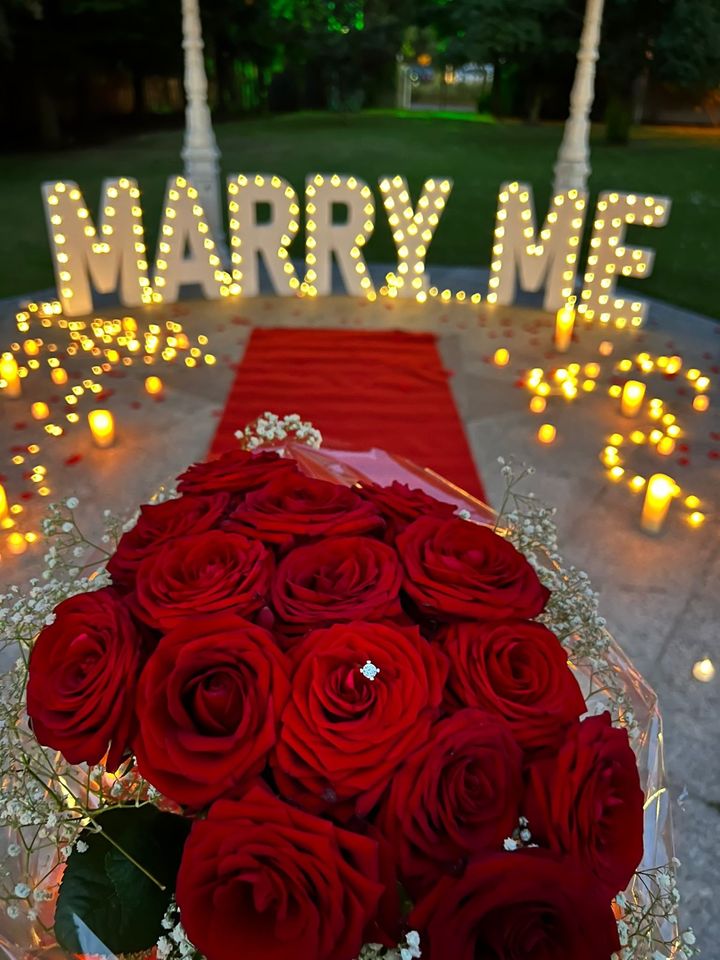 Heiratsantrag  Buchstaben Marry Me XL oder XXL in Gladbeck