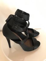 ZARA Samt High Heels schwarz Damenschuhe Gr. 39 Köln - Braunsfeld Vorschau