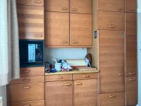 Küchenschrank mit eingebautem Kühlschrank u. Mikrowelle (Siemens) Niedersachsen - Westerstede Vorschau