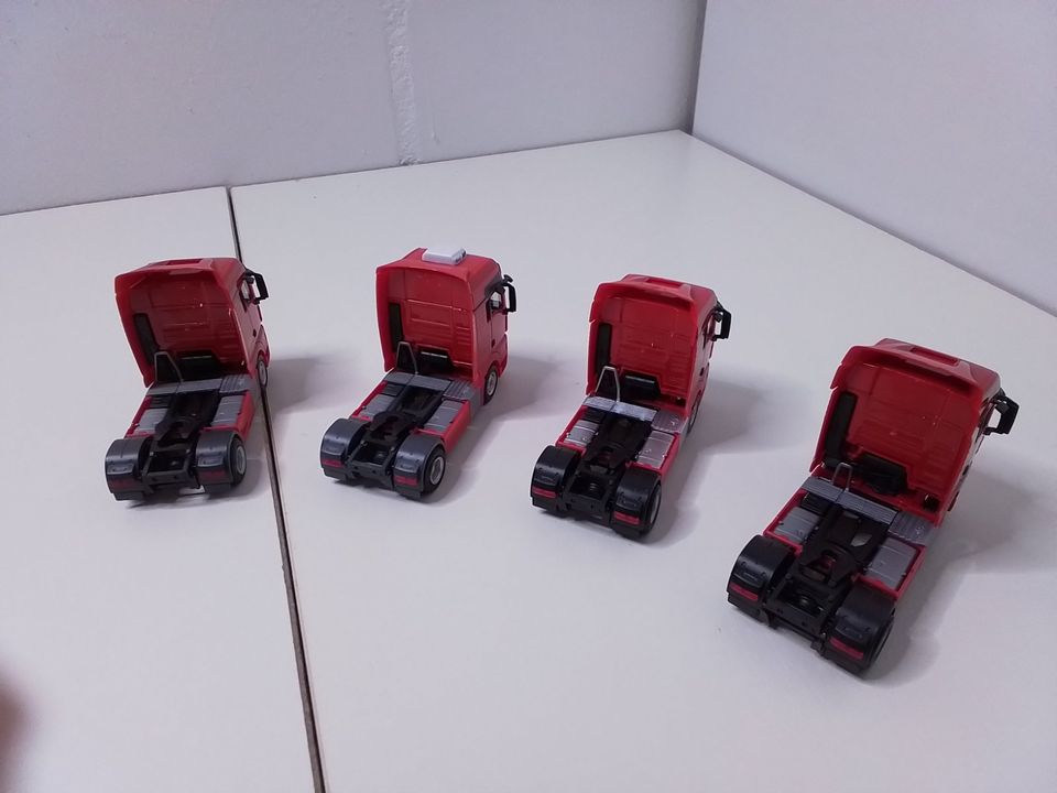 herpa MAN TGX 2achs-Zugmaschinen rot in Stelle