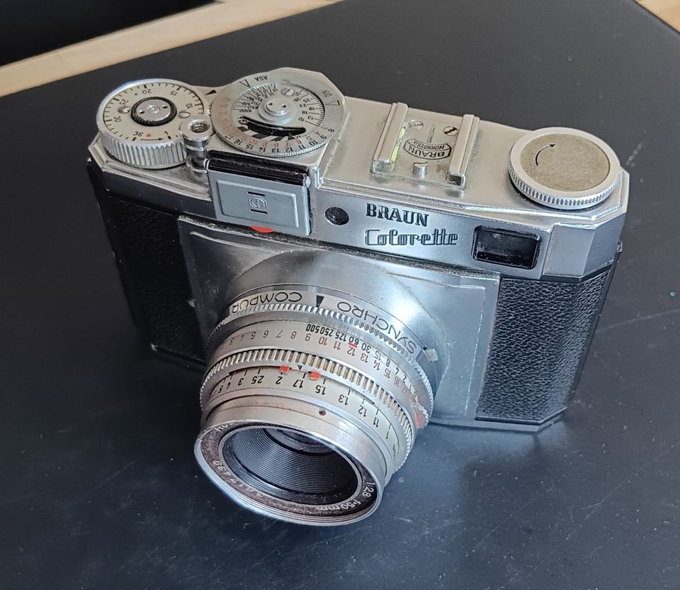 analoge Kleinbild-Kamera "Braun Colorette" 50er Jahre in Bergisch Gladbach