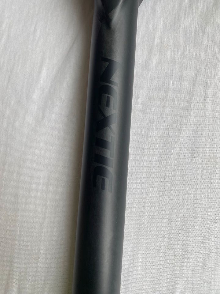 Nextie Carbon Sattelstütze 31,6mm in Köln