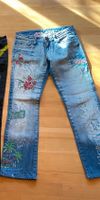 Tolle ausgefallene Jeans blau mit Stickerei  Gr.36 Rheinland-Pfalz - Wattenheim Vorschau