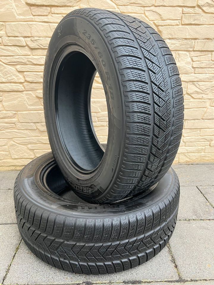 2x 235 60 R18 103H Winterreifen Pirelli 5mm DOT:4020 in Meschede