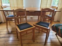 antiker Holztisch mit vier Stühlen TOP Nordrhein-Westfalen - Krefeld Vorschau
