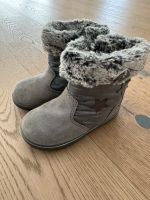 Primigi Winterstiefel Gr. 24, grau mit Sternen München - Thalk.Obersendl.-Forsten-Fürstenr.-Solln Vorschau