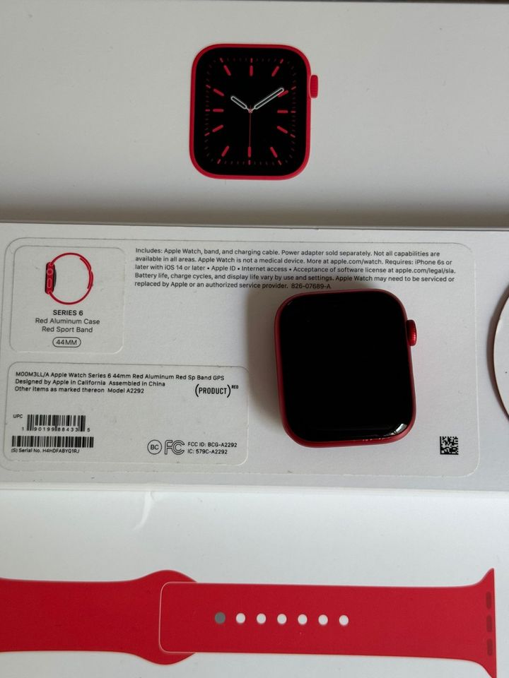 Apple Watch 6 44mm in Duisburg