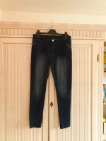 Damen Hucke Stretchjeans*** Gr 42 *** Blau , wie neu Baden-Württemberg - Horb am Neckar Vorschau