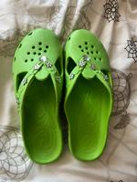 Damen Hausschuhe gartenschuhe Gummi 40/41 Hessen - Steffenberg Vorschau