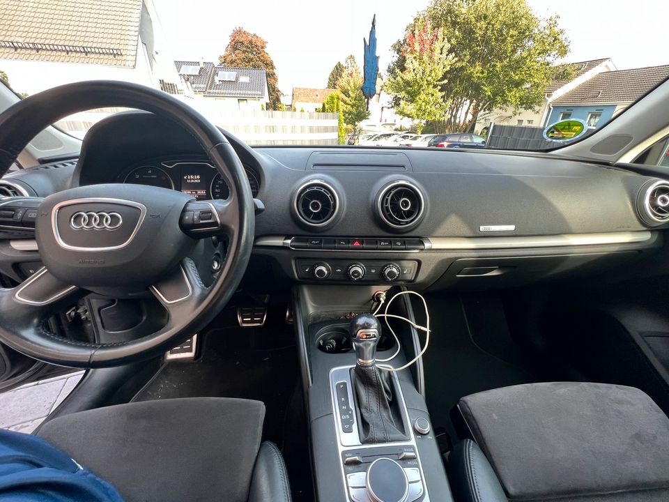 Audi A3 Sportback 2.0 TDI 2016 in Solingen