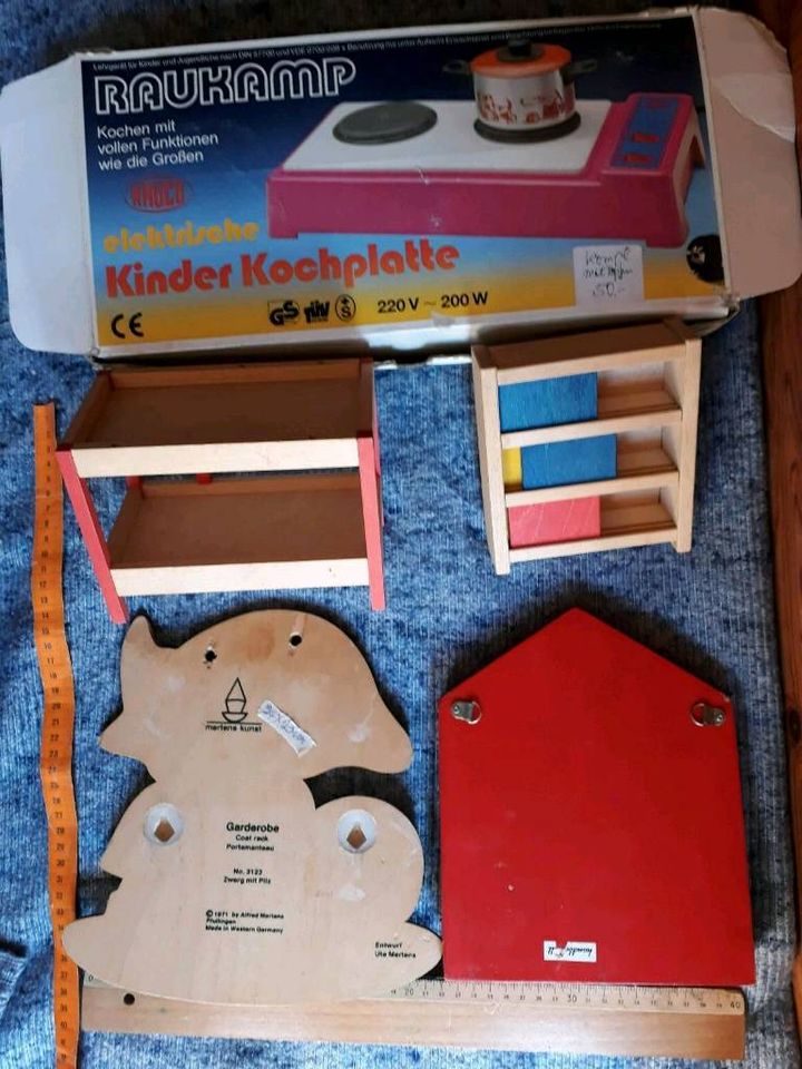 Holz Bügeleisen Baufix Puppens Kaufladen Garderoben Babyspielzeug in Rheurdt