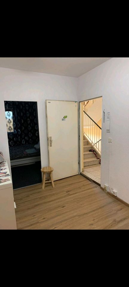 Möblierte 4 Zimmer 80qm Wohnung zur Untermiete in Berlin