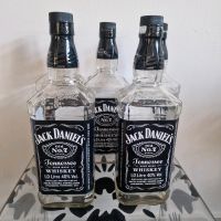 5 leere 1 Liter Jack Daniels Flaschen an Bastler auch einzeln Berlin - Treptow Vorschau