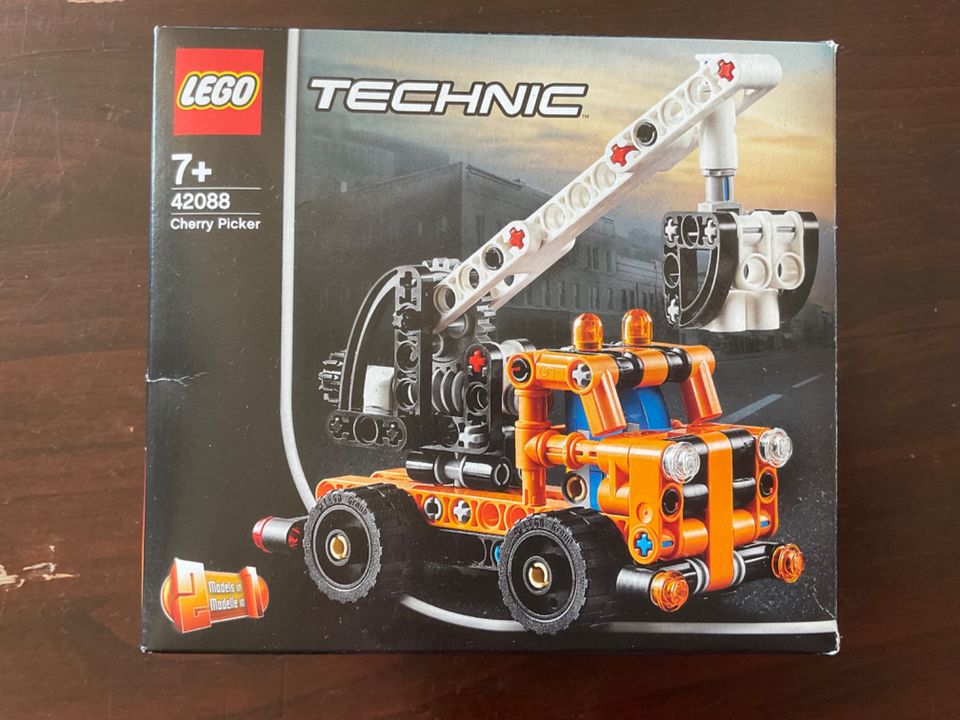 Lego Technic 42088 in Hamburg