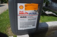 Shell Motorenöl   Helix Ultra  15 L Bayern - Hofkirchen Vorschau