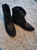 Graceland Cowboy Stiefeletten Boots Stiefel 39 Niedersachsen - Hodenhagen Vorschau