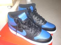 NIKE Sneaker / Schuhe! Gr. 45! EBERNON MID! NEU + Karton! eh 90€ Hessen - Babenhausen Vorschau