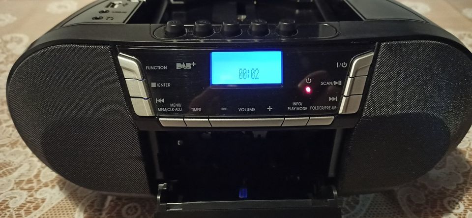 DAB+ Digitalradio von Dual in Kaisheim