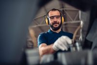 Metallbauhelfer (m/w/d) mit Kranschein in Redekin gesucht Sachsen-Anhalt - Jerichow Vorschau