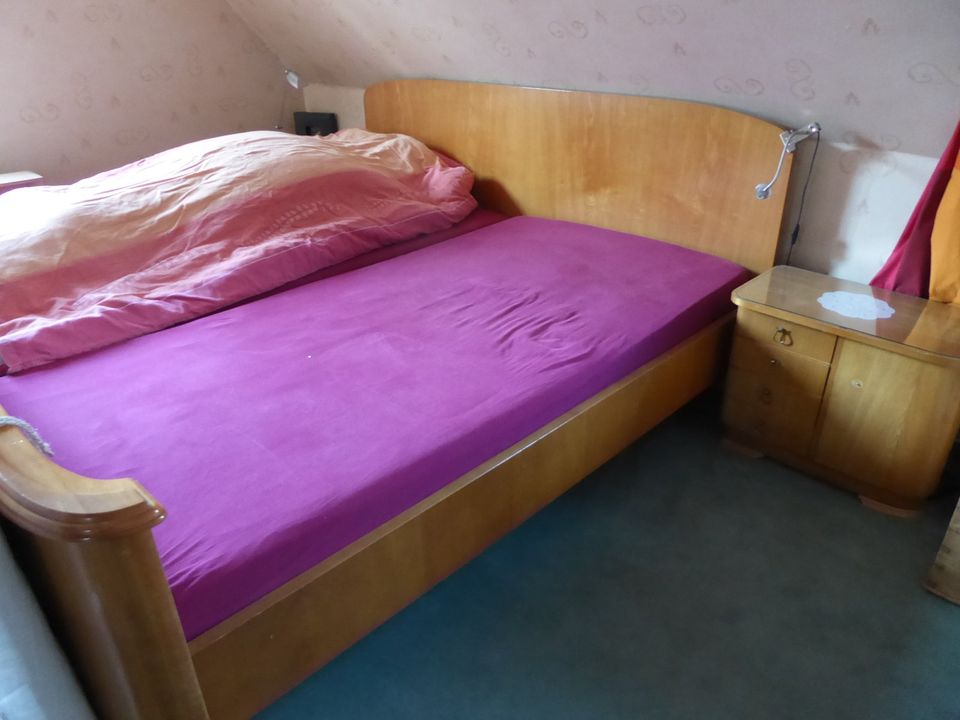 Schlafzimmer komplett 60er Jahre Retro in Beedenbostel