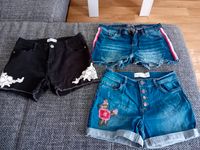 Jeans Shorts Damen Gr. 38 neuwertig 3-er Set Bad Doberan - Landkreis - Sanitz Vorschau