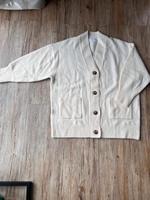 Strickjacke Gr. L v. Mango, Oversize, wie neu Kr. München - Hohenbrunn Vorschau