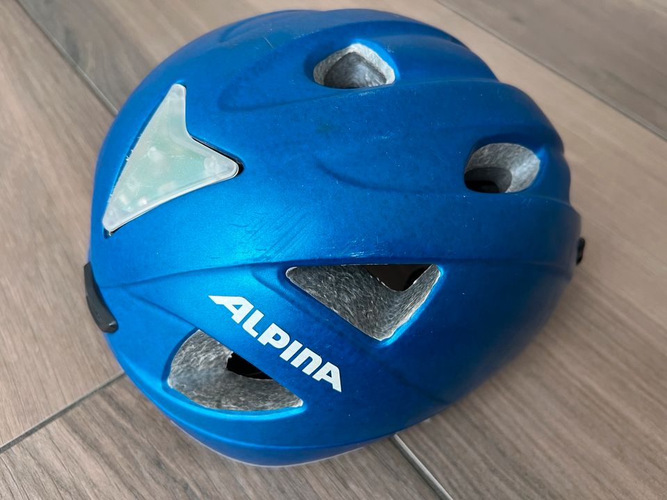 Alpina Helm mit Rücklicht in Thüringen - Erfurt | Kinderfahrrad gebraucht  kaufen | eBay Kleinanzeigen ist jetzt Kleinanzeigen