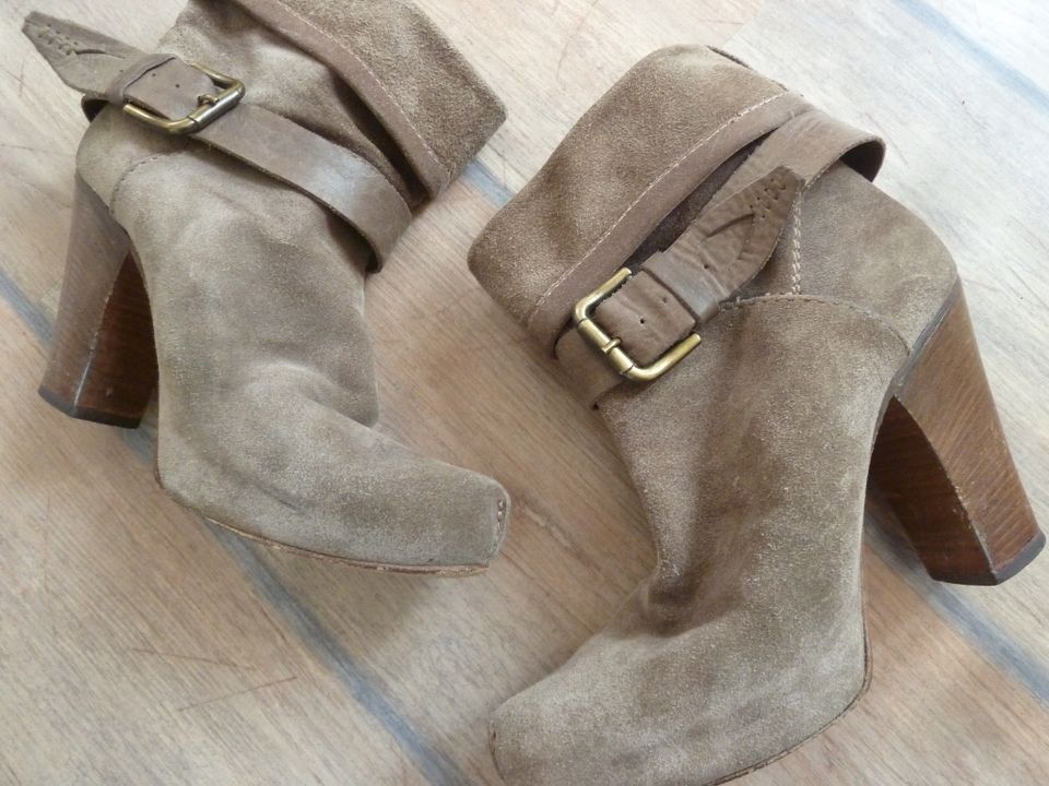 Stiefeletten Fiorentini + Baker 40 Veloursleder braun taupe Boots in Düsseldorf