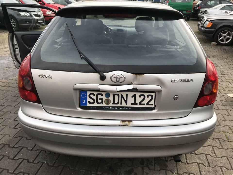 Toyota Corolla E11 Ersatzteile Gebrauchtteile Auto teile köln in Köln Vogelsang