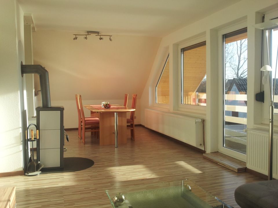 Ferienwohnung 1. OG, 4-Zimmer, Küche, Bad, G-WC,90m², Schwanewede in Schwanewede