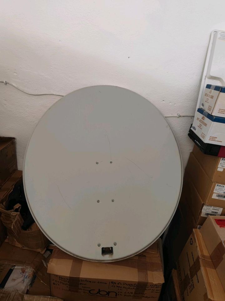 Antenne Dish 100 cm +4x Diavolo Rakete Quad LNB gebraucht+ DiSeqC in Weil der Stadt