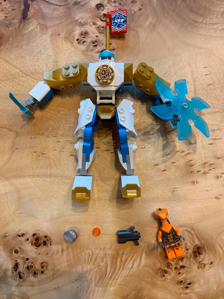 LEGO 71761 NINJAGO Zanes Power-Up-Mech inkl. Versandkosten in Villingen-Schwenningen