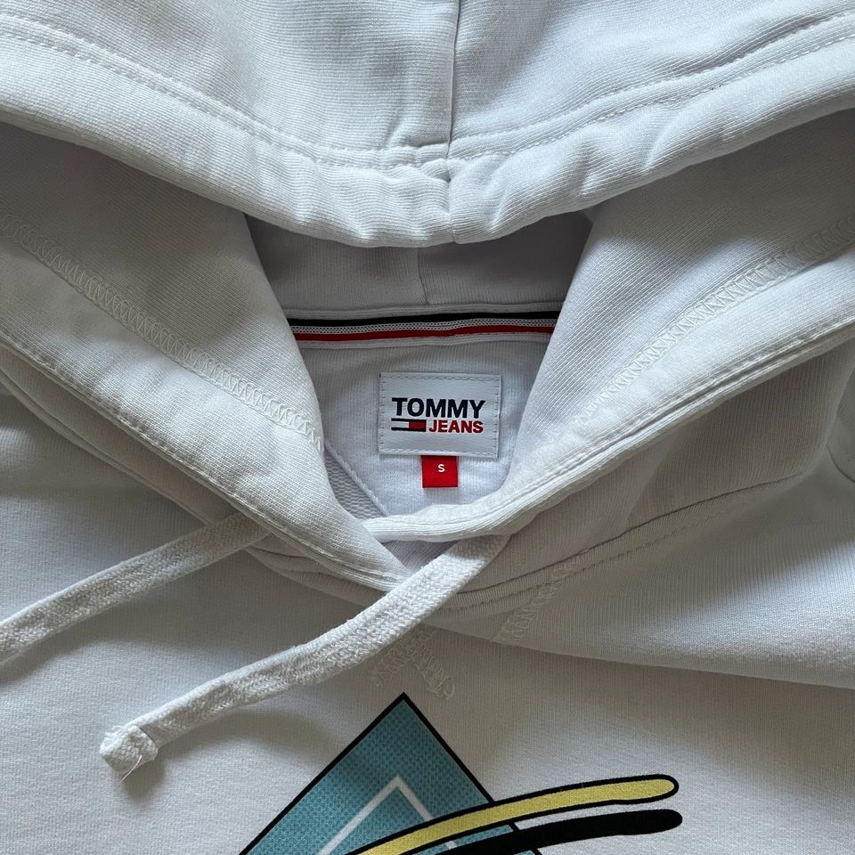 Tommy Hilfiger Frontprint Hoodie Kapuzensweatshirt S/36 weiß in Bergisch Gladbach