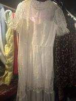 Kleid mit Rüschen am Kragen in Spitze in Größe 44 Baden-Württemberg - Esslingen Vorschau