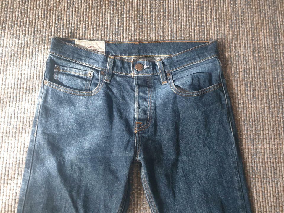 Hollister Herren Jeans 31/32 in Cuxhaven