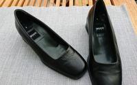 Ecco Pumps Gr 37 (4) schwarz 1-2x getragen Aachen - Aachen-Mitte Vorschau