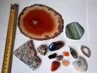13 Mineralien Schmucksteine Achate Kristalle Anhänger Sammlung Wandsbek - Hamburg Volksdorf Vorschau
