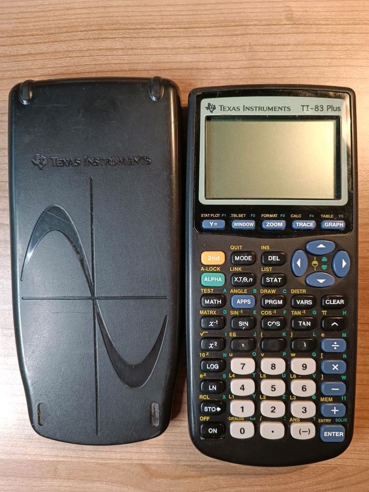 Taschenrechner Texas Instruments TI 83Plus GTR in Filderstadt