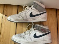 Nike Air Jordan 1 Paris White mid 41 Sneaker Turnschuhe Berlin - Friedenau Vorschau