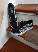 Vans 40 neu 25,5 cm Zebra Sneaker Damen Schleswig-Holstein - Reinbek Vorschau