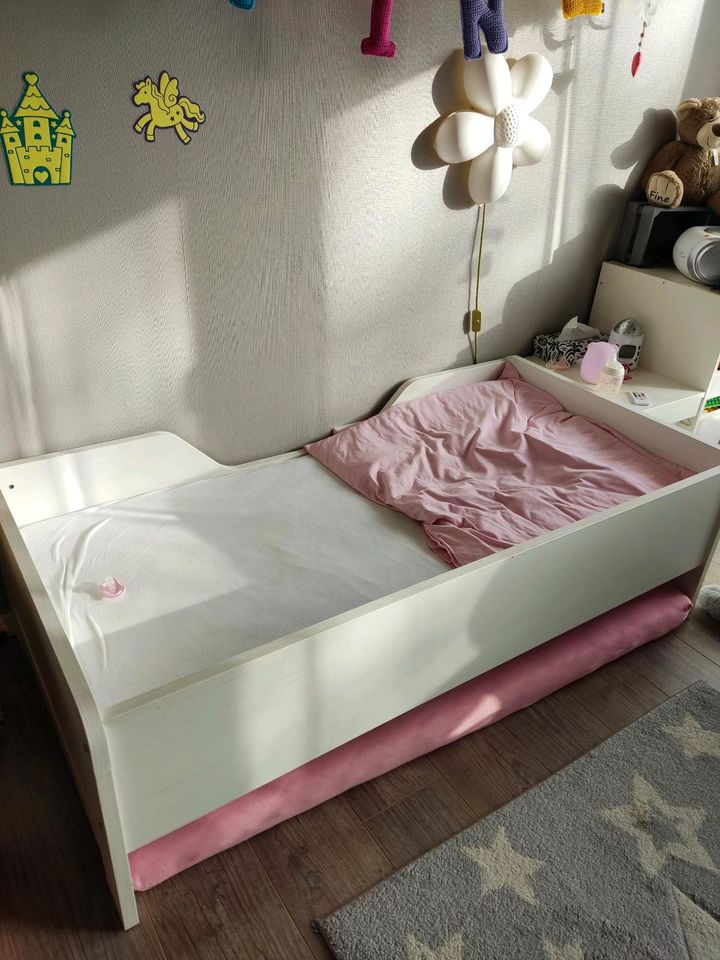 Babybett Bett Kleinkind Juniorbett weiß Landi in Balve