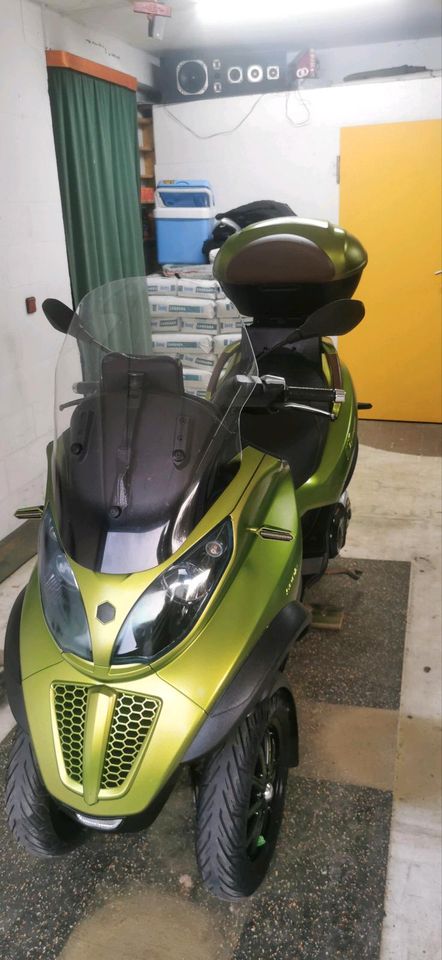 Piaggio MP3 500 ie Touring LT in Blumenholz