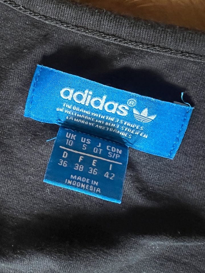 Adidas organic T-Shirt + Laufhose Leggings Tights NP 149€ S 36 in Kassel