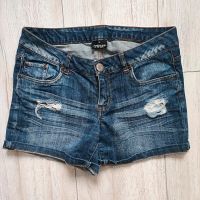 Shorts kurze Hose Jeans gr S M 38 Hotpants Nordrhein-Westfalen - Heinsberg Vorschau